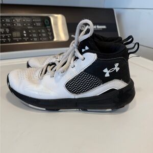 Boys Under Armour basketball shoes